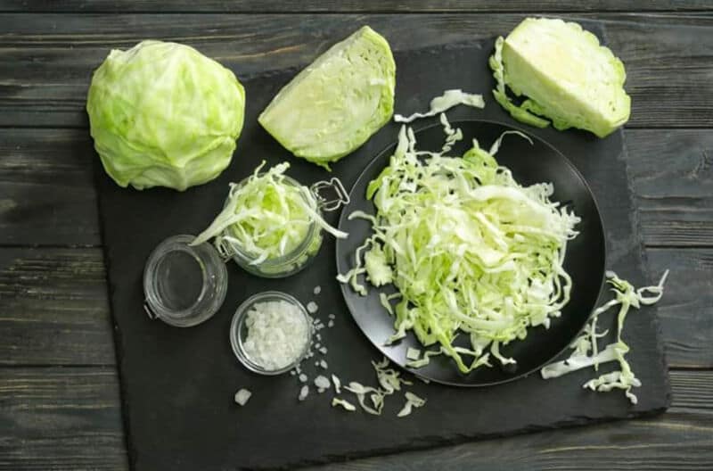 The way to tell whether Cabbage is poor, rotten, or spoiled