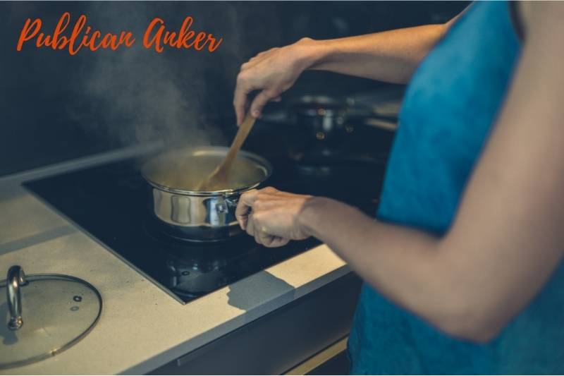 How does induction cooking work