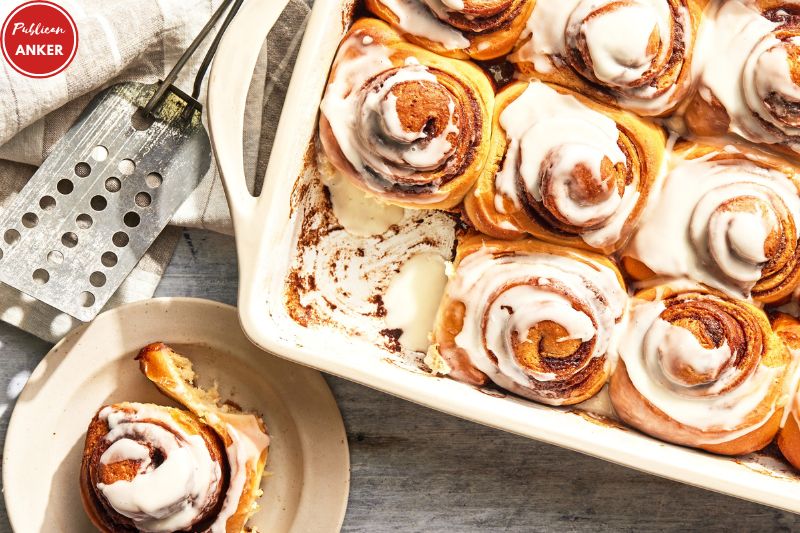 How to Store Cinnamon Rolls After Baking